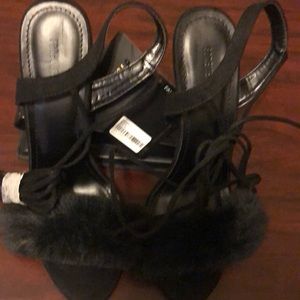 Forever 21 Shoes/Faux Suede /Fur Ankle Wrap Heels Black